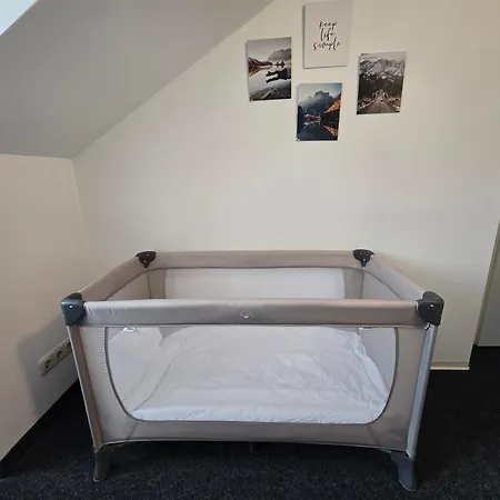 Large With 5 Bedrooms Near Munich Apartament