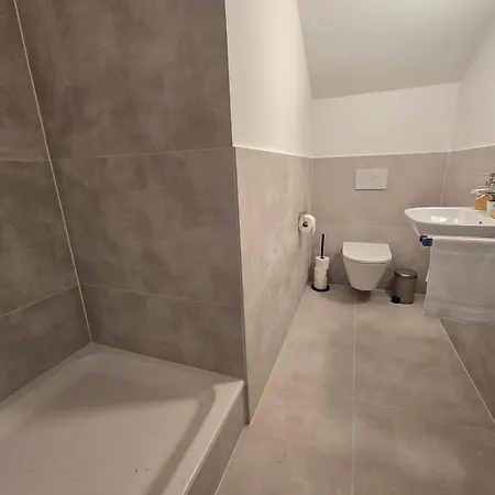 Apartament Large With 5 Bedrooms Near Munich