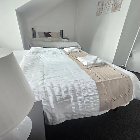 Apartament Large With 5 Bedrooms Near Munich *