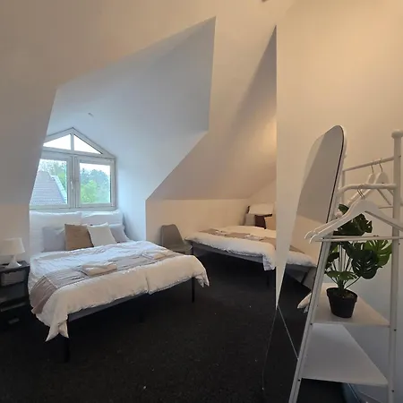 Large With 5 Bedrooms Near Munich *