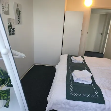Large With 5 Bedrooms Near Munich